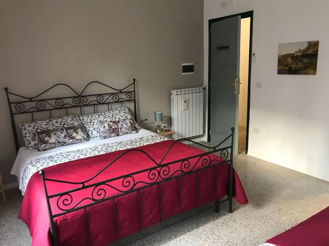 ナポリ Il Giardino Di Vico Neve Bed & Breakfast エクステリア 写真