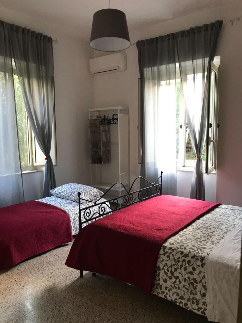 ナポリ Il Giardino Di Vico Neve Bed & Breakfast エクステリア 写真