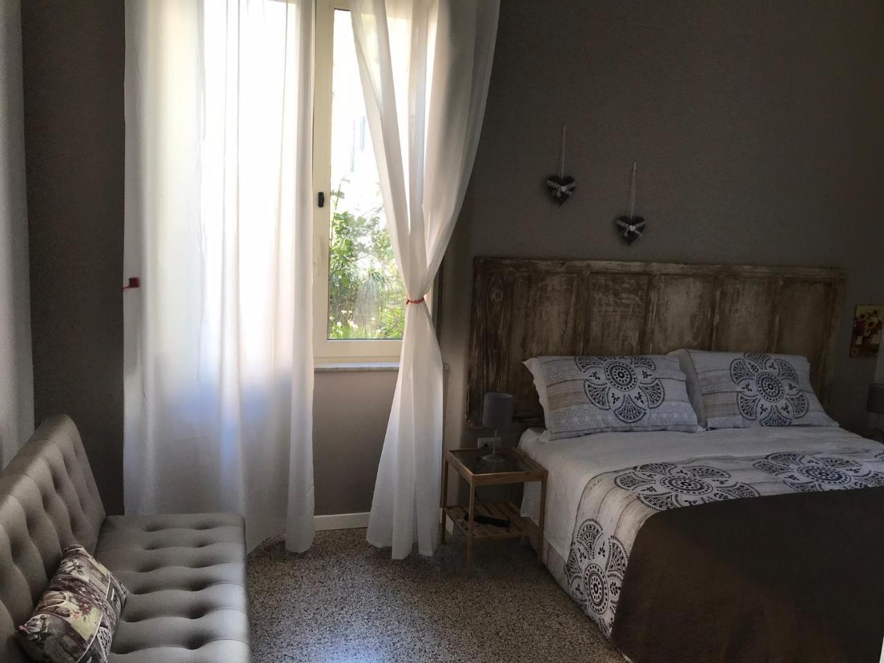 ナポリ Il Giardino Di Vico Neve Bed & Breakfast エクステリア 写真