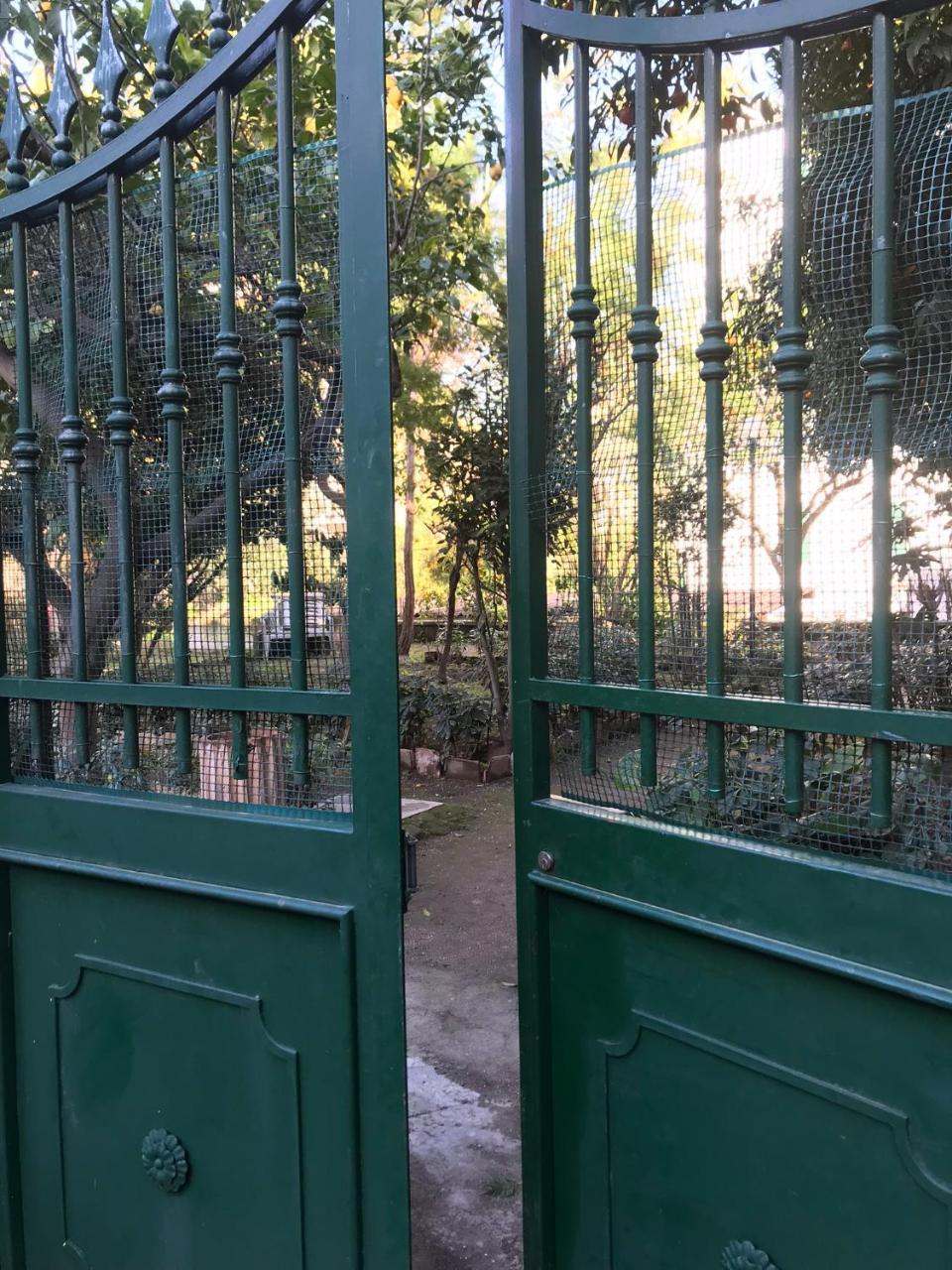 ナポリ Il Giardino Di Vico Neve Bed & Breakfast エクステリア 写真