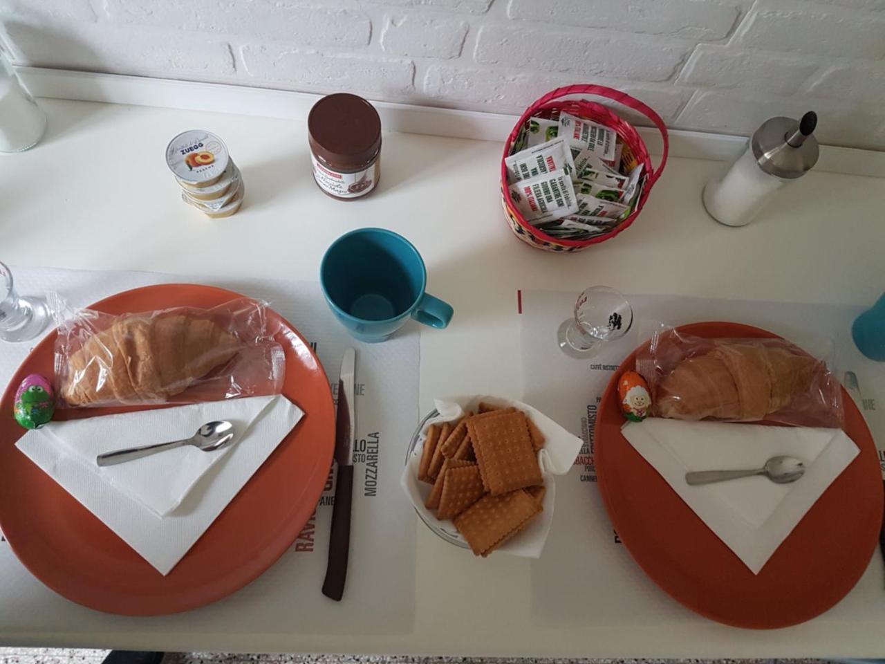 ナポリ Il Giardino Di Vico Neve Bed & Breakfast エクステリア 写真